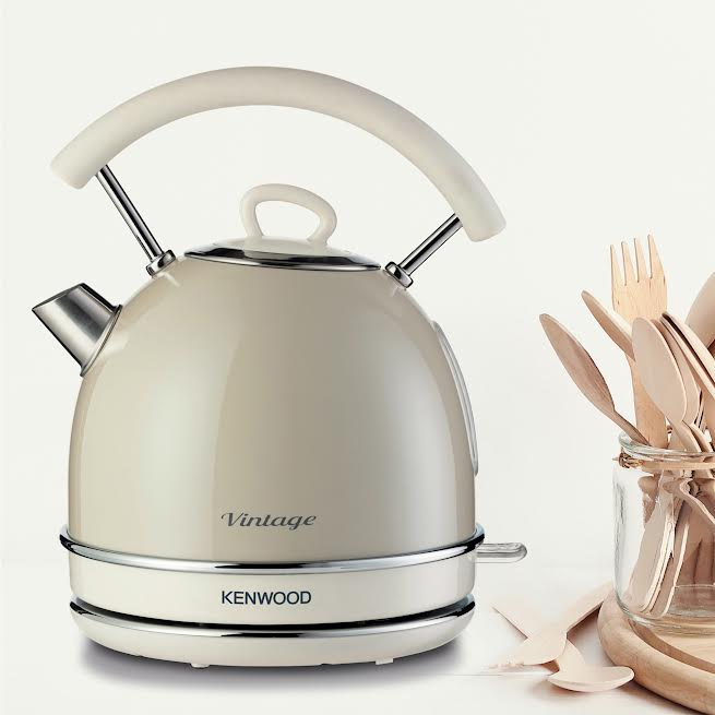 Kenwood Vintage Kettle & Toaster Breakfast Pack Cream