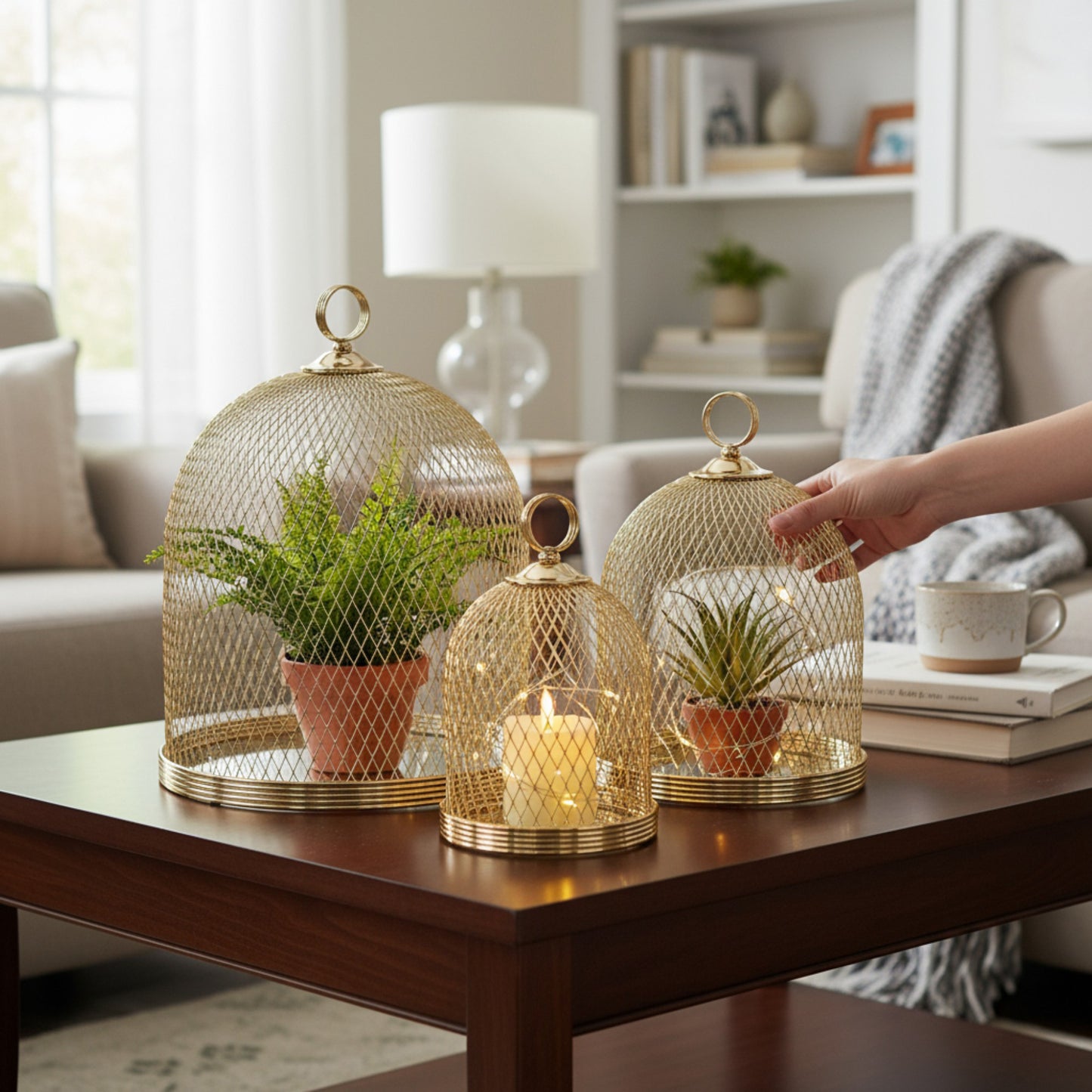 The Venice 3 Piece Mesh Cake Storage Dome Set Gold