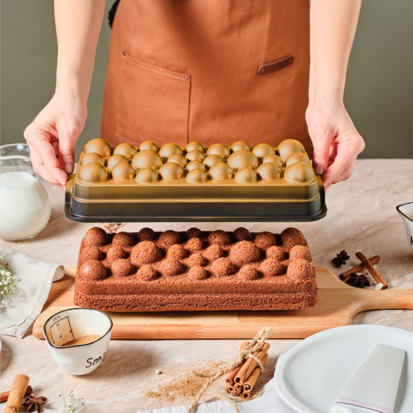 Leydi Baton Cake Mould Gold