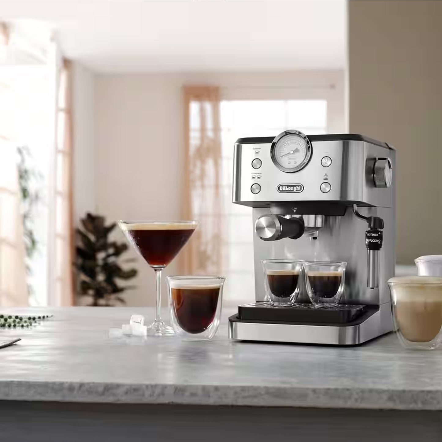 Delonghi Linea Classic Espresso Machine Silver