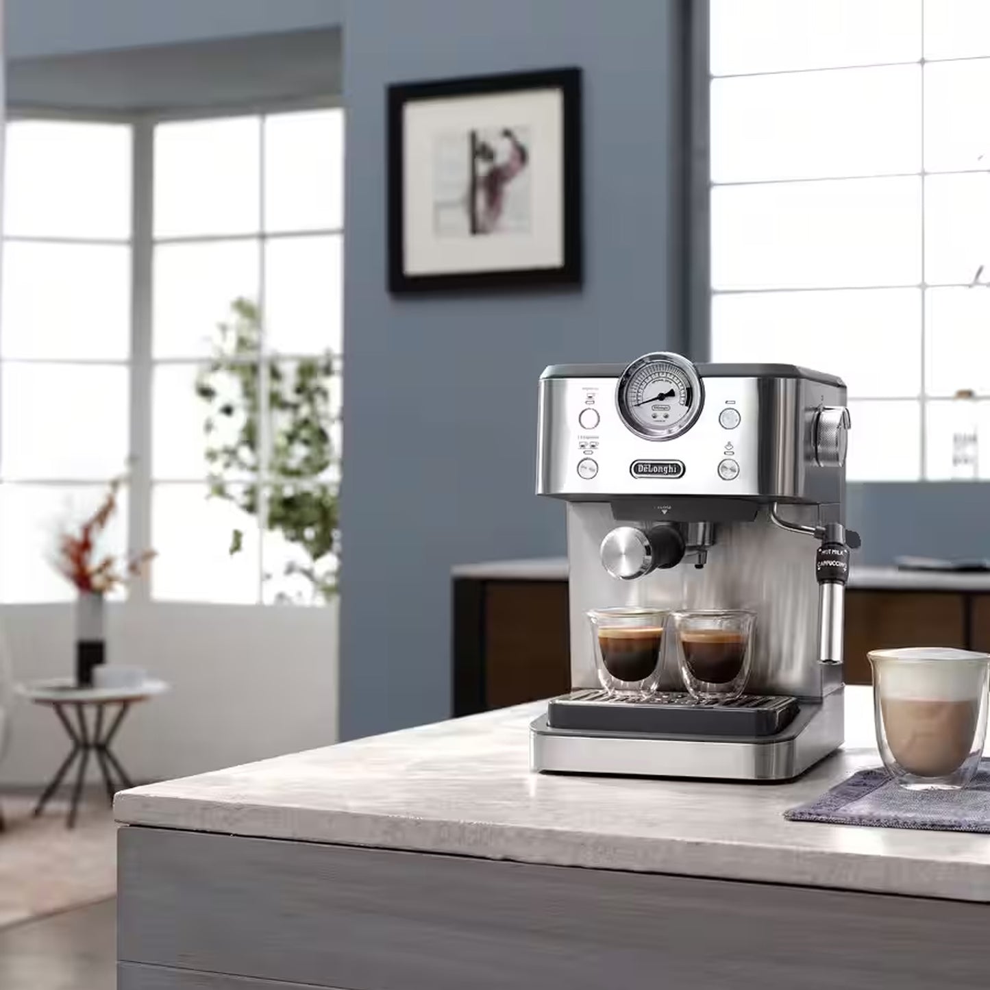 Delonghi Linea Classic Espresso Machine Silver