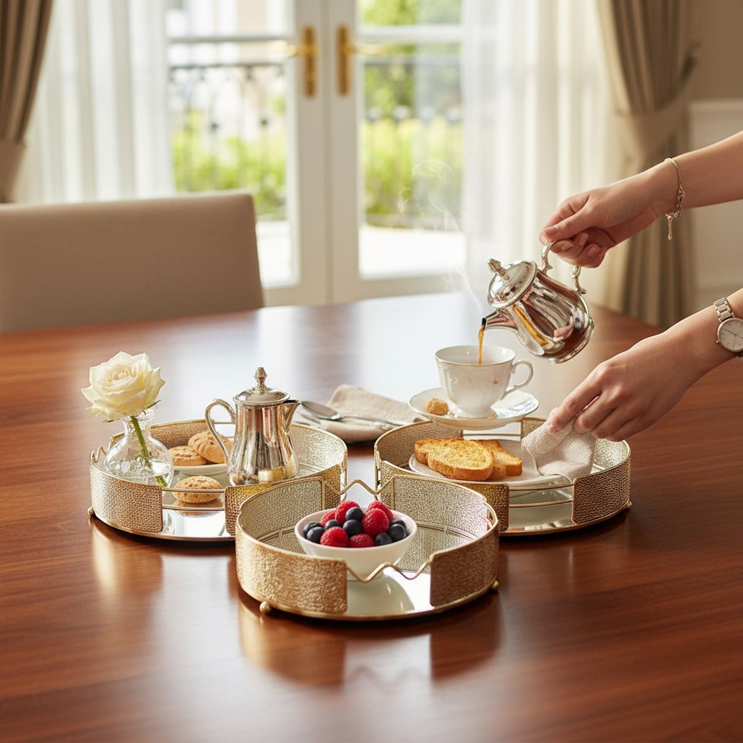 The Venice 3 Piece Mirror Tray Set Gold