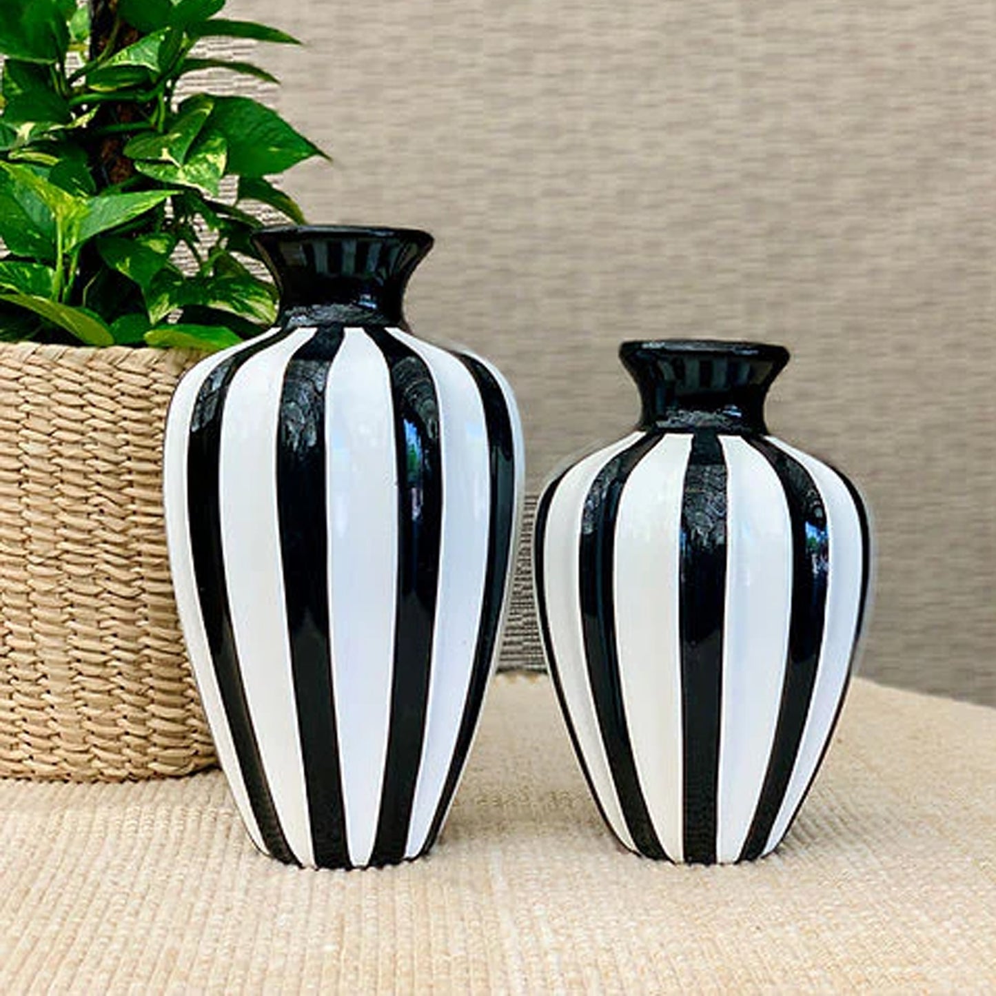 Urban Decor 28cm Striped Vase Black & White