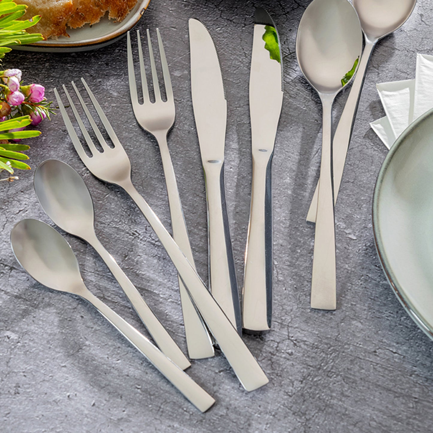 Russell Hobbs Luxe 16 Piece Cutlery Set Silver