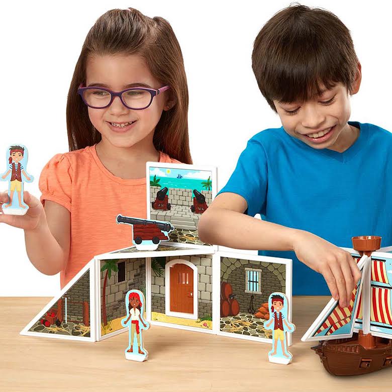 Melissa & Doug 62 Piece Magnetivity Pirate Cove