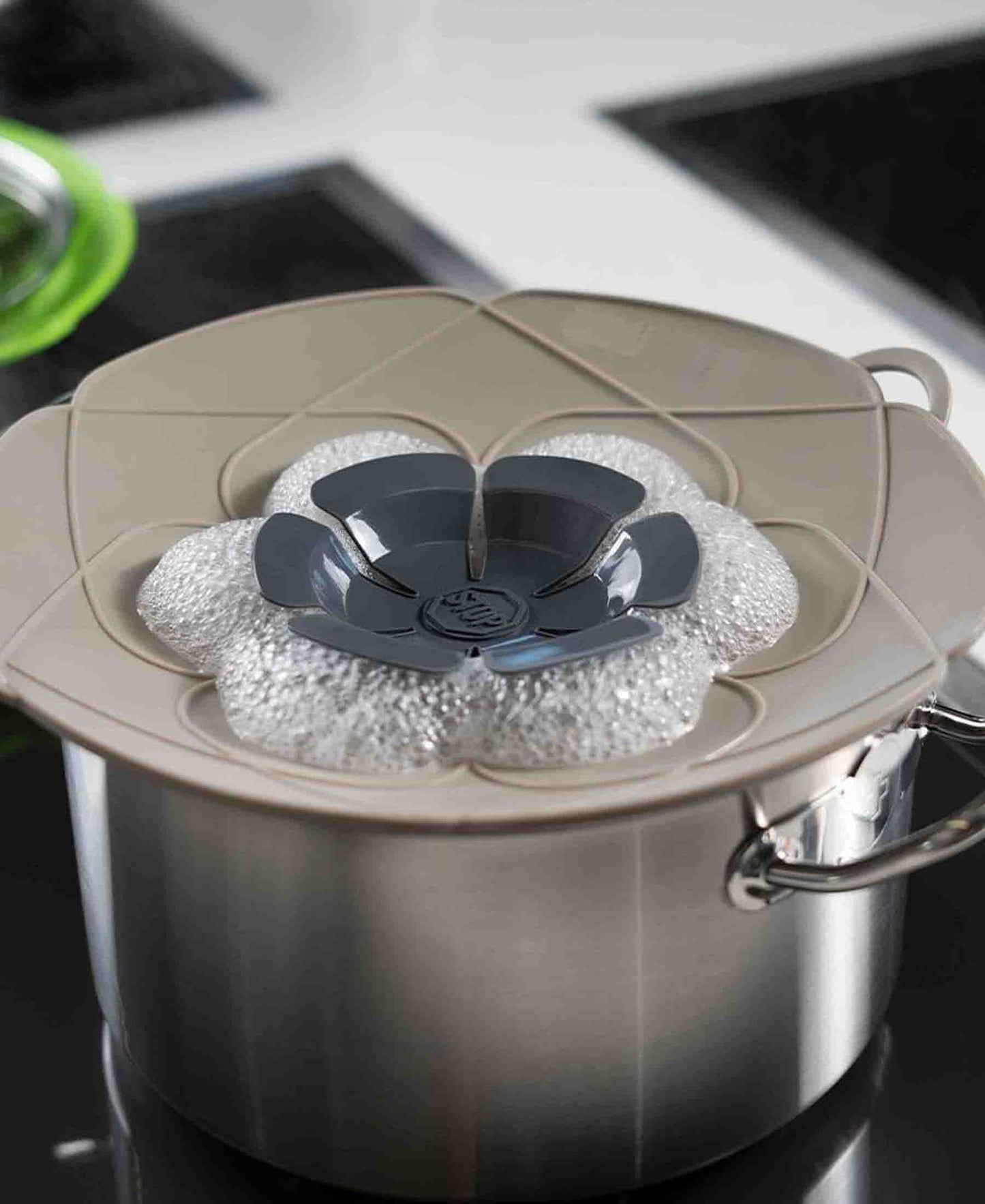 Kitchen Life Spill Stopper 25.5cm - Grey