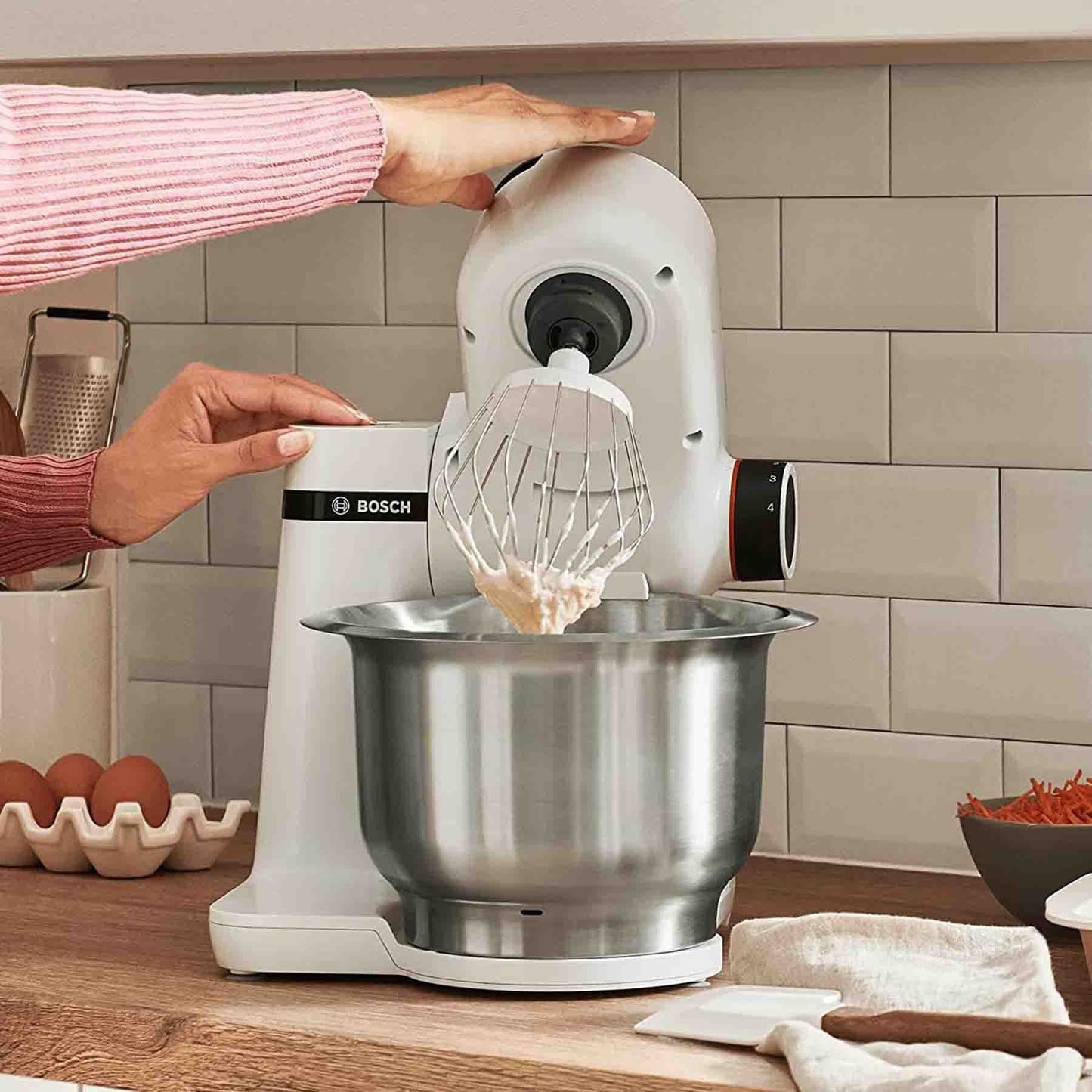 Bosch 700W MUM Serie 2 Kitchen Machine - White
