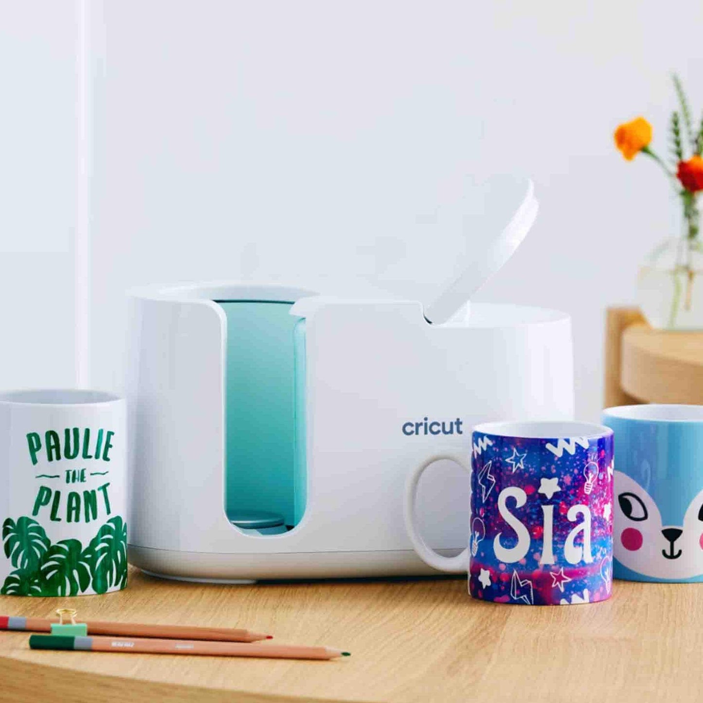 Cricut Mug Press Starter Bundle - White