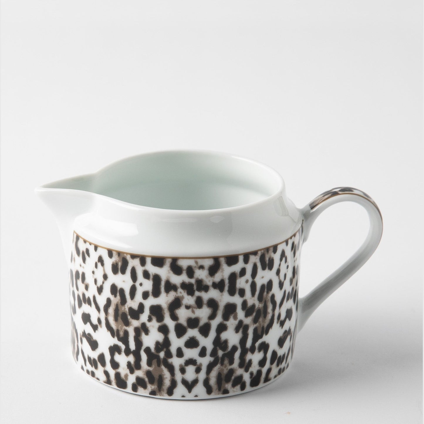 Jenna Clifford Leopard Creamer - White