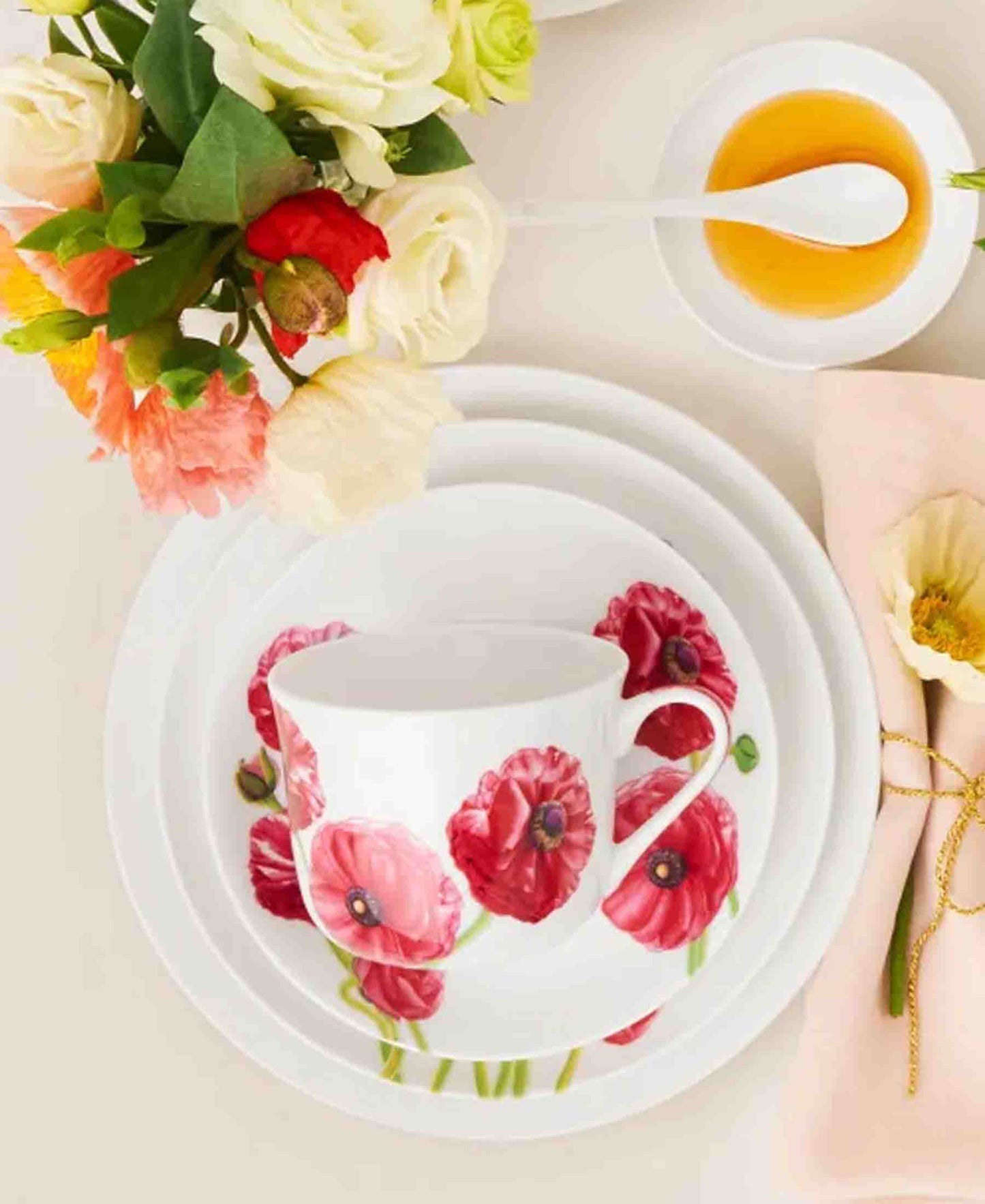 Katherine Castle Floriade Breakfast Cup & Saucer 480ML Ranunculus Gift Boxed