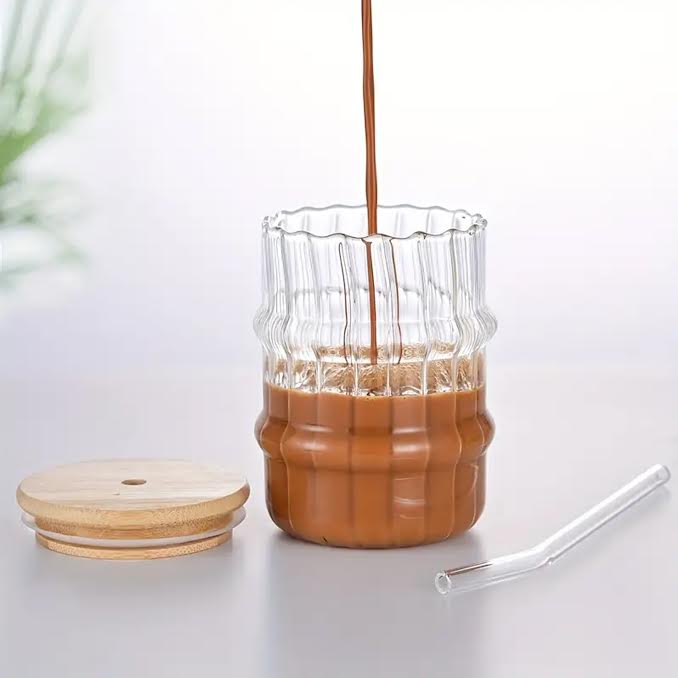 Glass Tumbler With Lid & Straw Clear