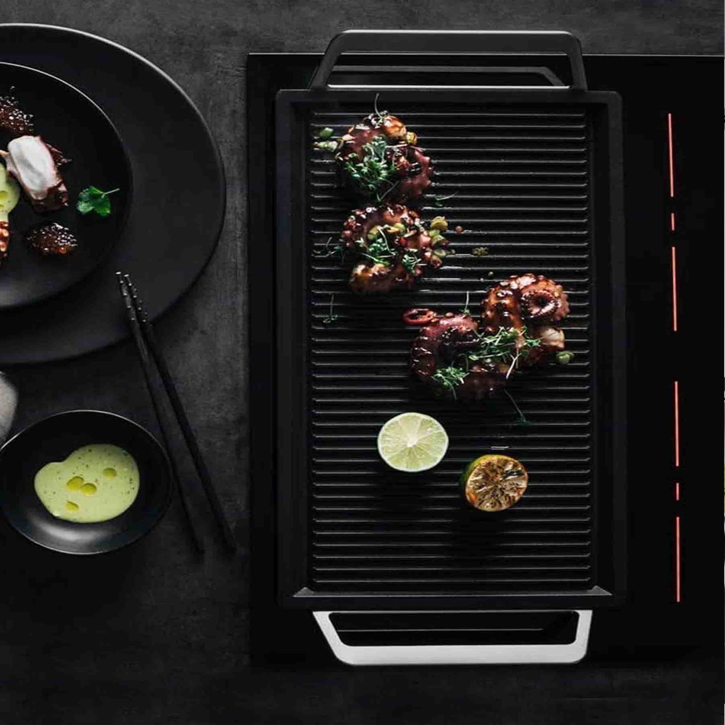 AEG Plancha Grill Pan - + Free Pizza Stone Set