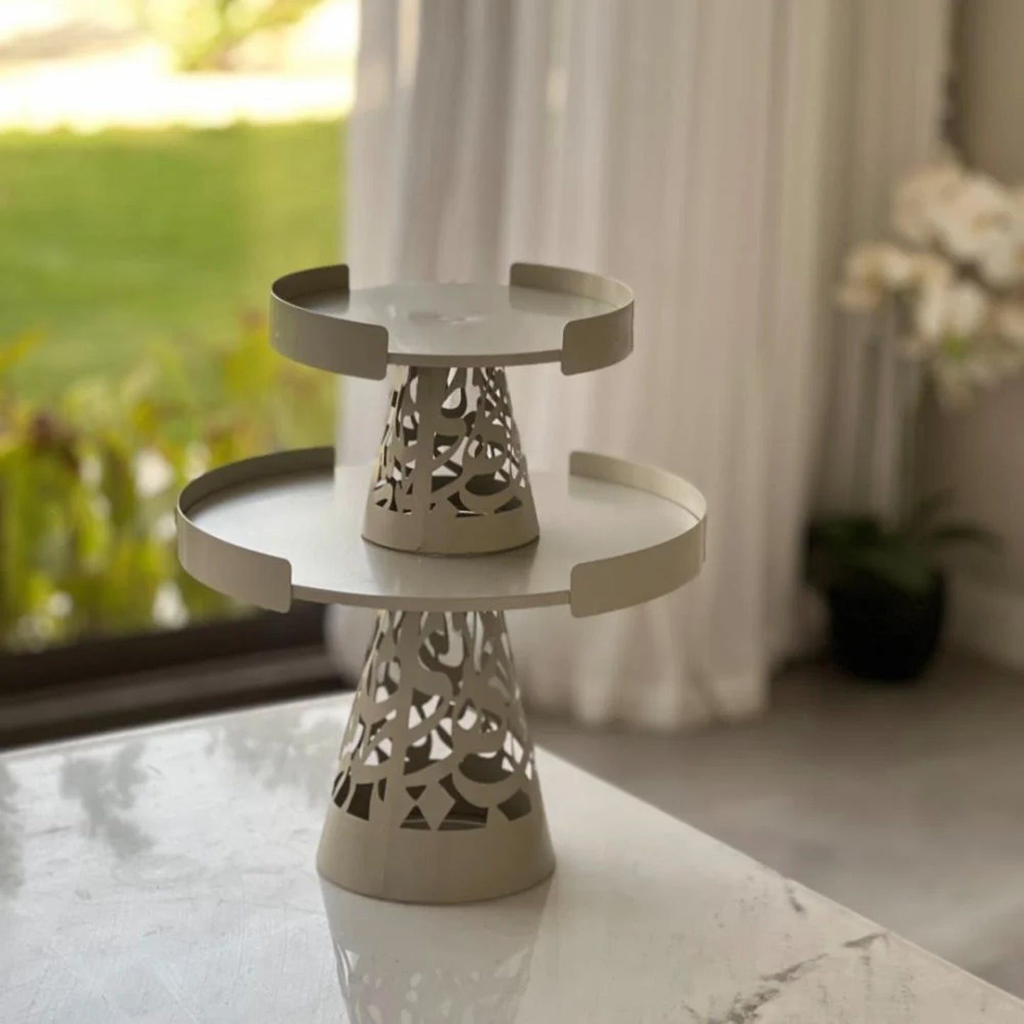 Calligraphy Design Large Cake Stand Cream