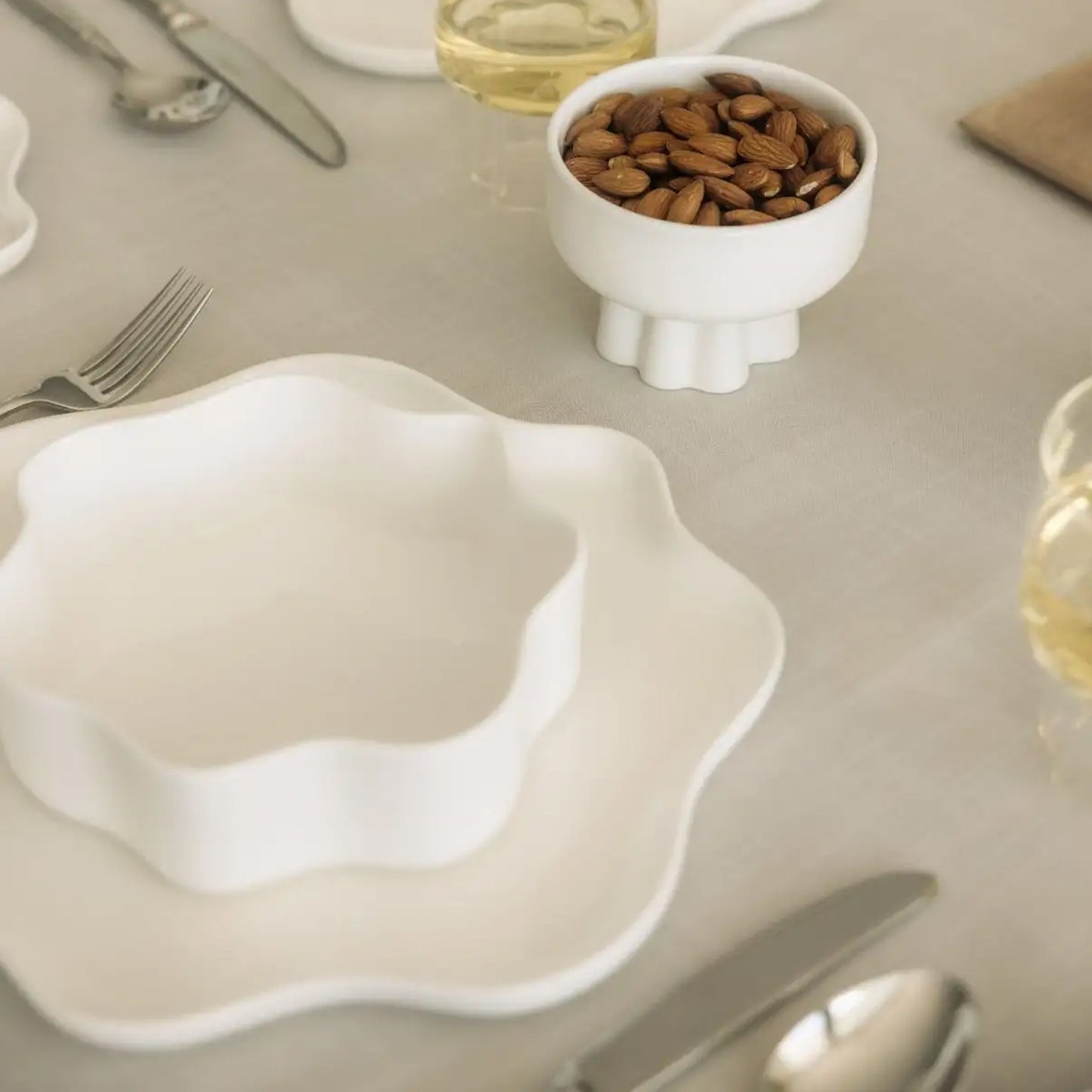 Carrol Boyes Wavy 2 Piece Small Footed Bowl Set White