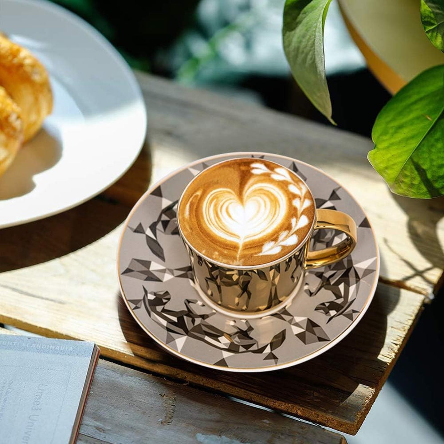 Horse Design Reflective Cup & Saucer Set Gold