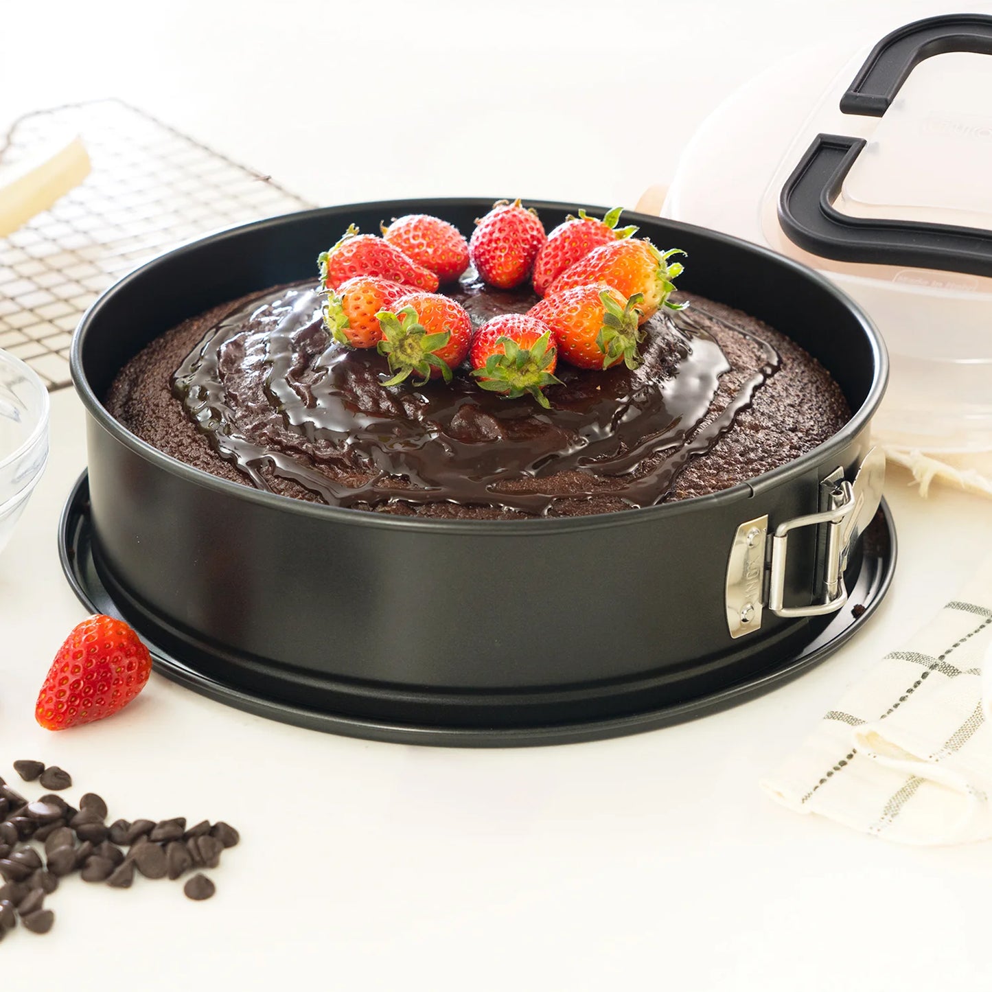 Guardini 26cm Carbon Steel Springform Cake Pan Black