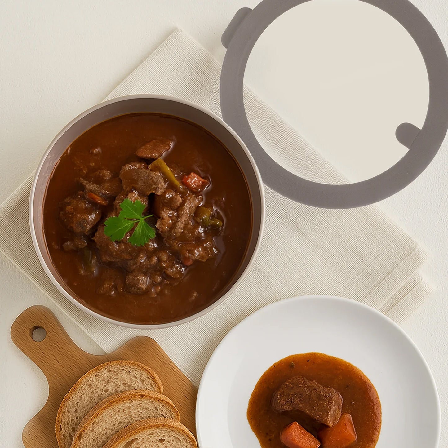 Dora Duo 1.3Lt Bowl with Lid Brown