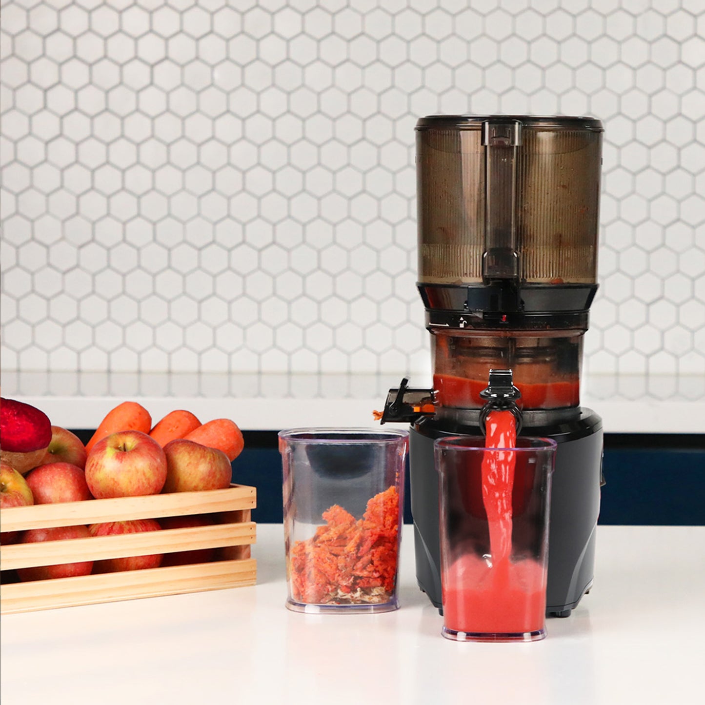 Kuvings Cold Press Juicer Pearl Black