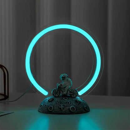 Astronaut LED Lamp White & Blue