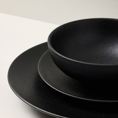 Maxwell & Williams Caviar 12 Piece Dinner Set Black