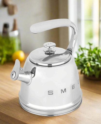 Smeg Whistling Stovetop Kettle - Stainless Steel