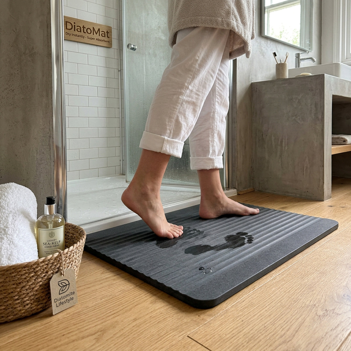 TC Bathroom Mat 39 x 60cm Striped - Dark Grey