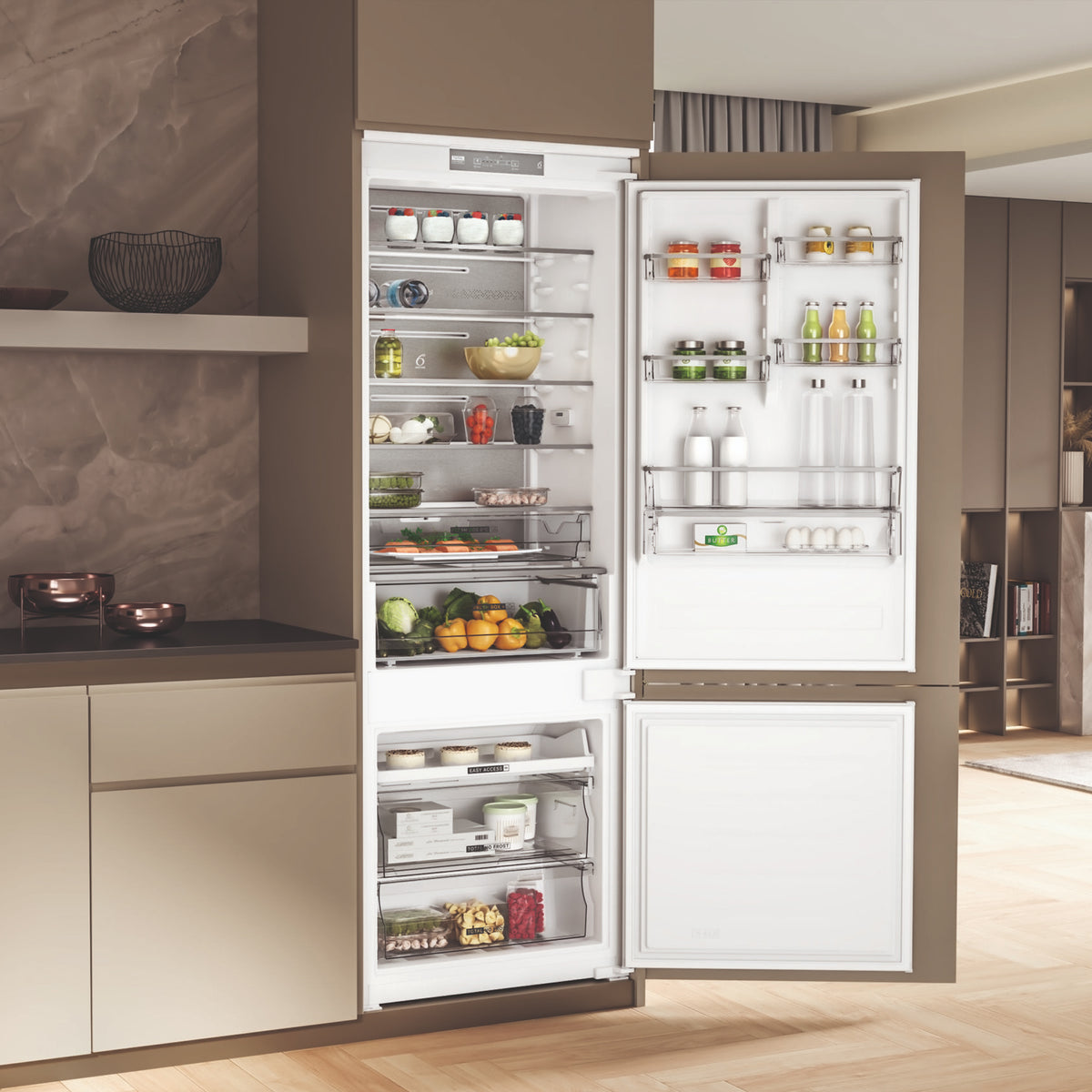 Whirlpool 394L Built-In Combi Fridge Freezer