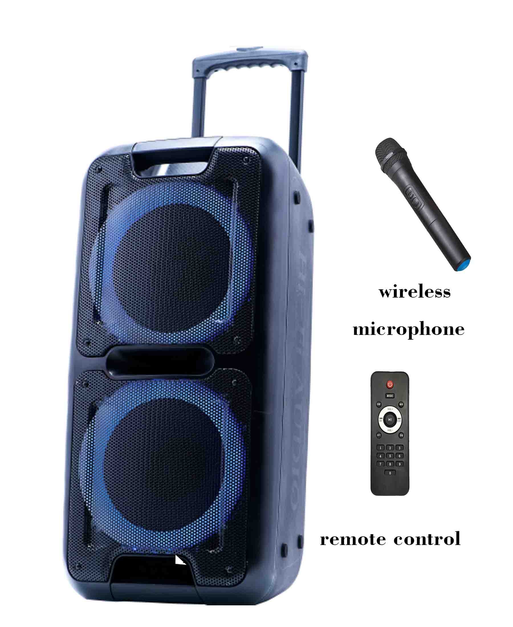 Portable speaker with cordless clearance mic