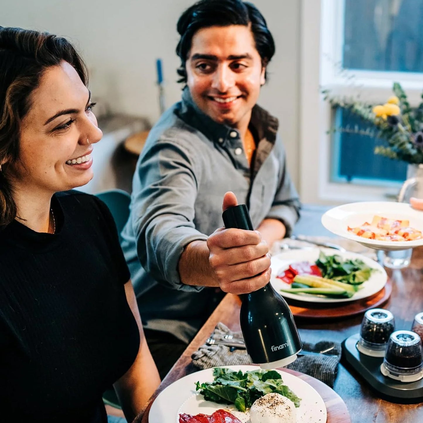 Finamill Battery Operated Grinder Midnight Black