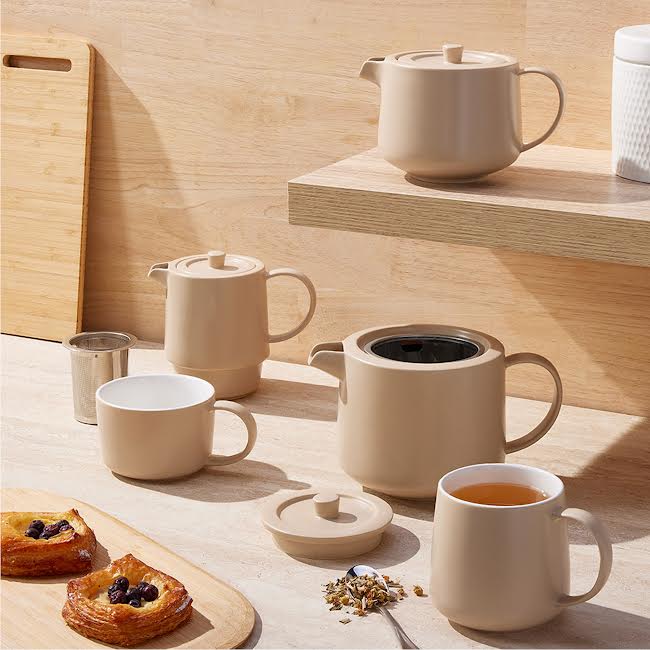Maxwell & Williams 500ml Cafe Life Teapot With Infuser Sand