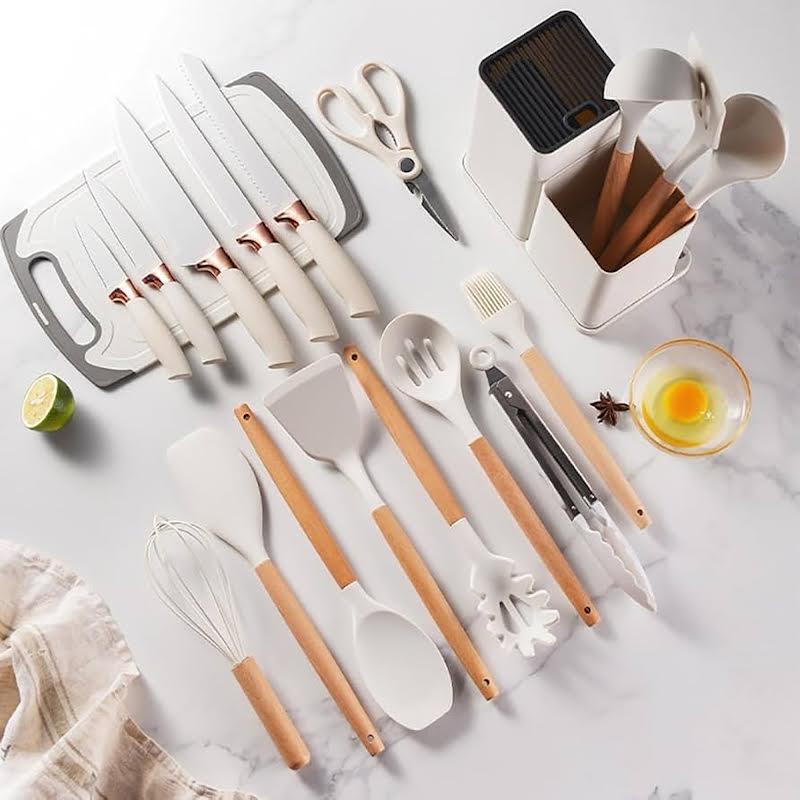 19 Piece Kitchen Utensil Set Cream