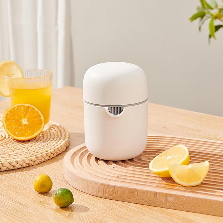 Manual Juicer White