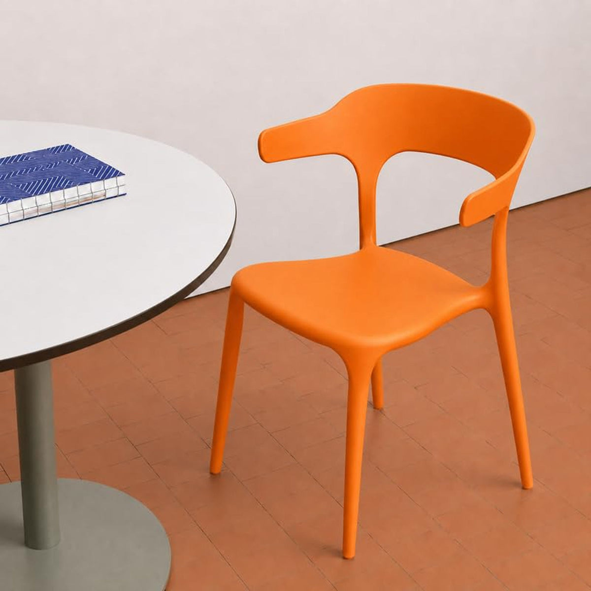 Modern Accent Chair with Armrests - Orange