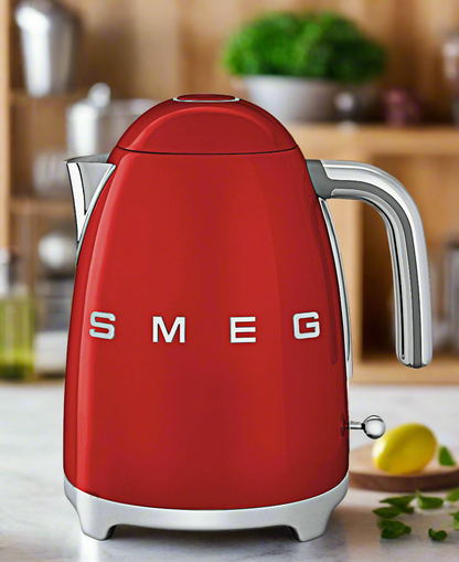 Smeg Retro Kettle 1.7LT - Red