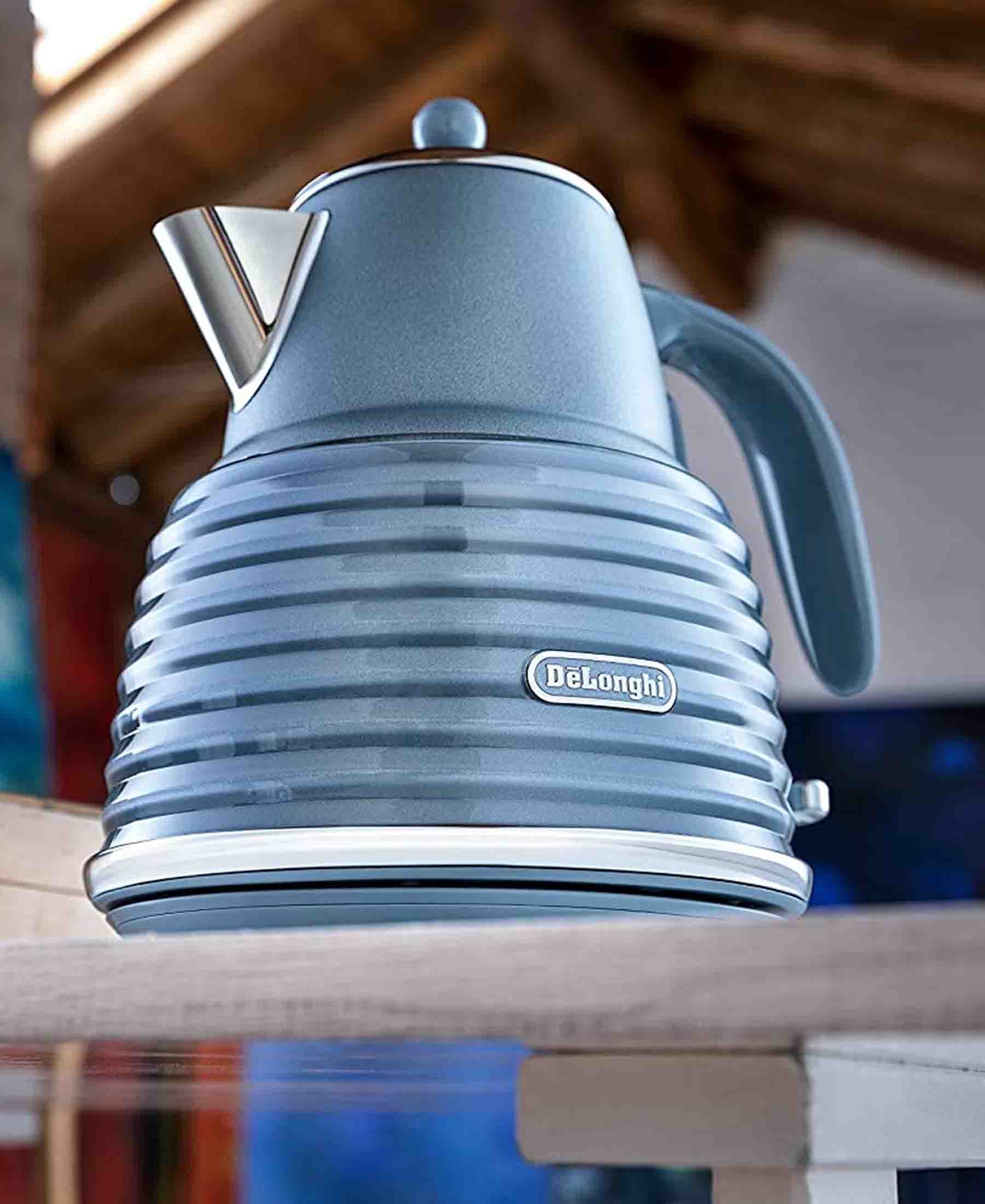 Delonghi Scultura Azure Kettle 1.5L Blue The Culinarium