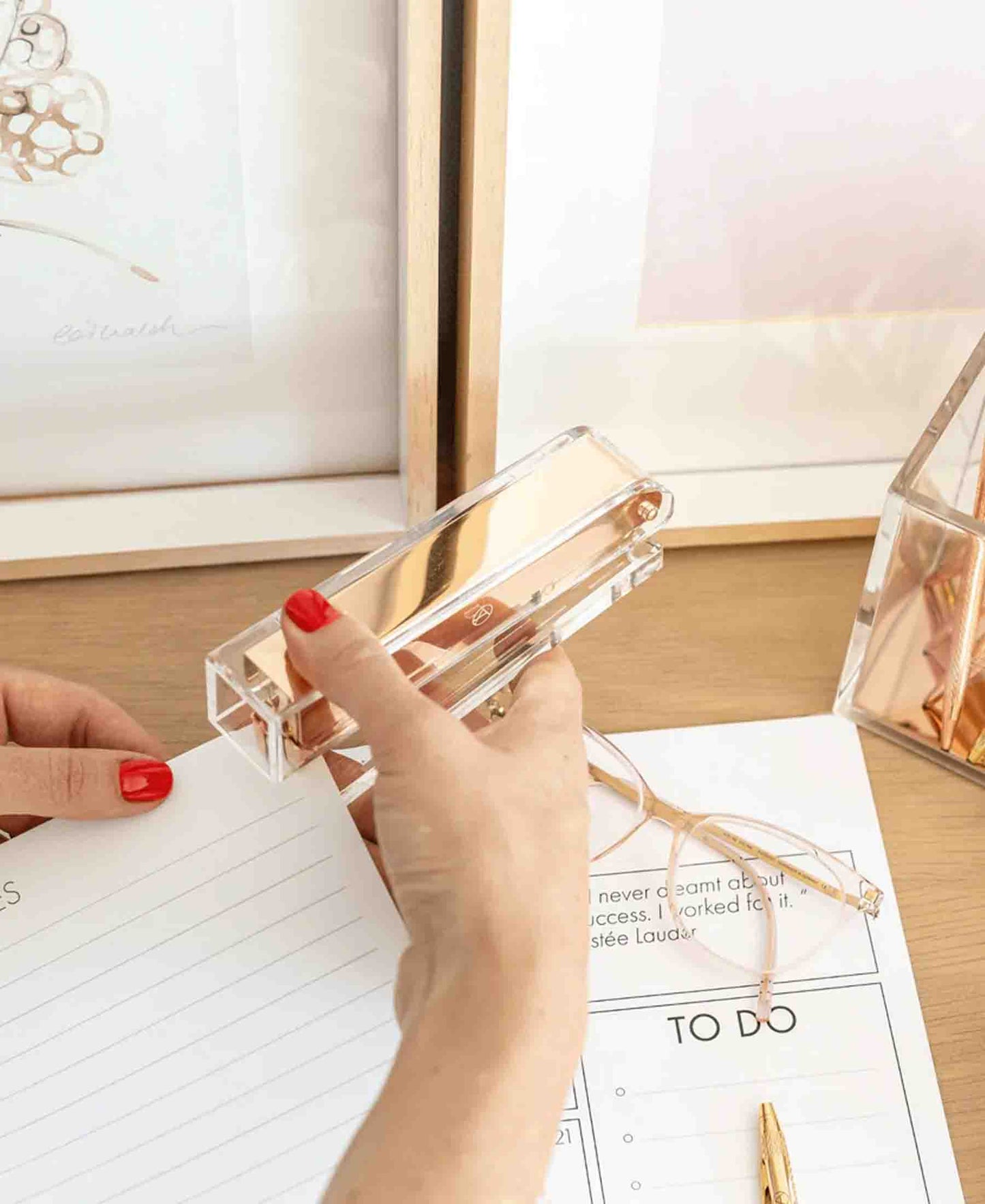 Fine Living Acrylic Stapler - Rose Gold