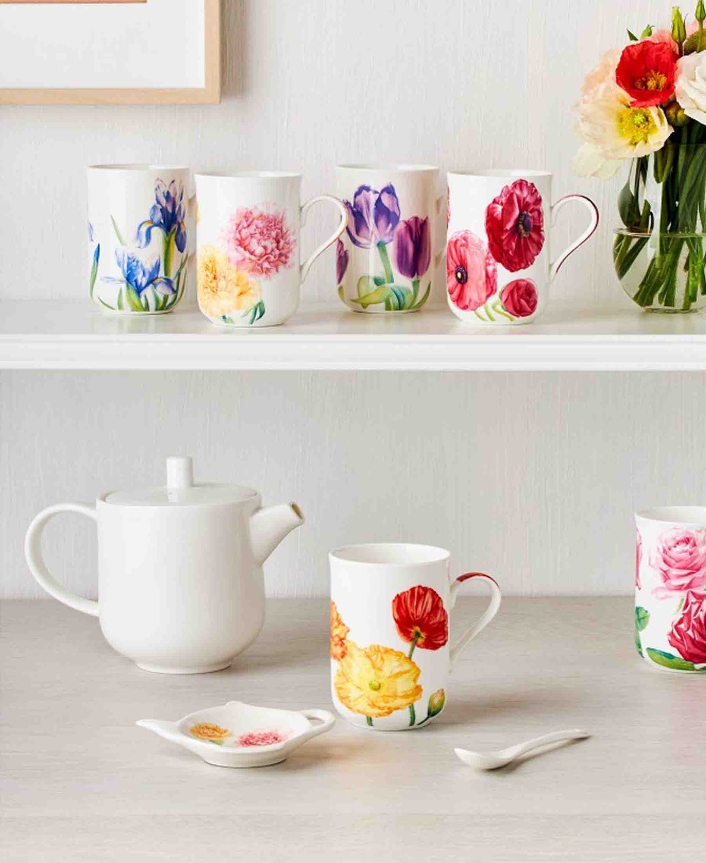 Katherine Castle Floriade Mug 350ML Irises Gift Boxed