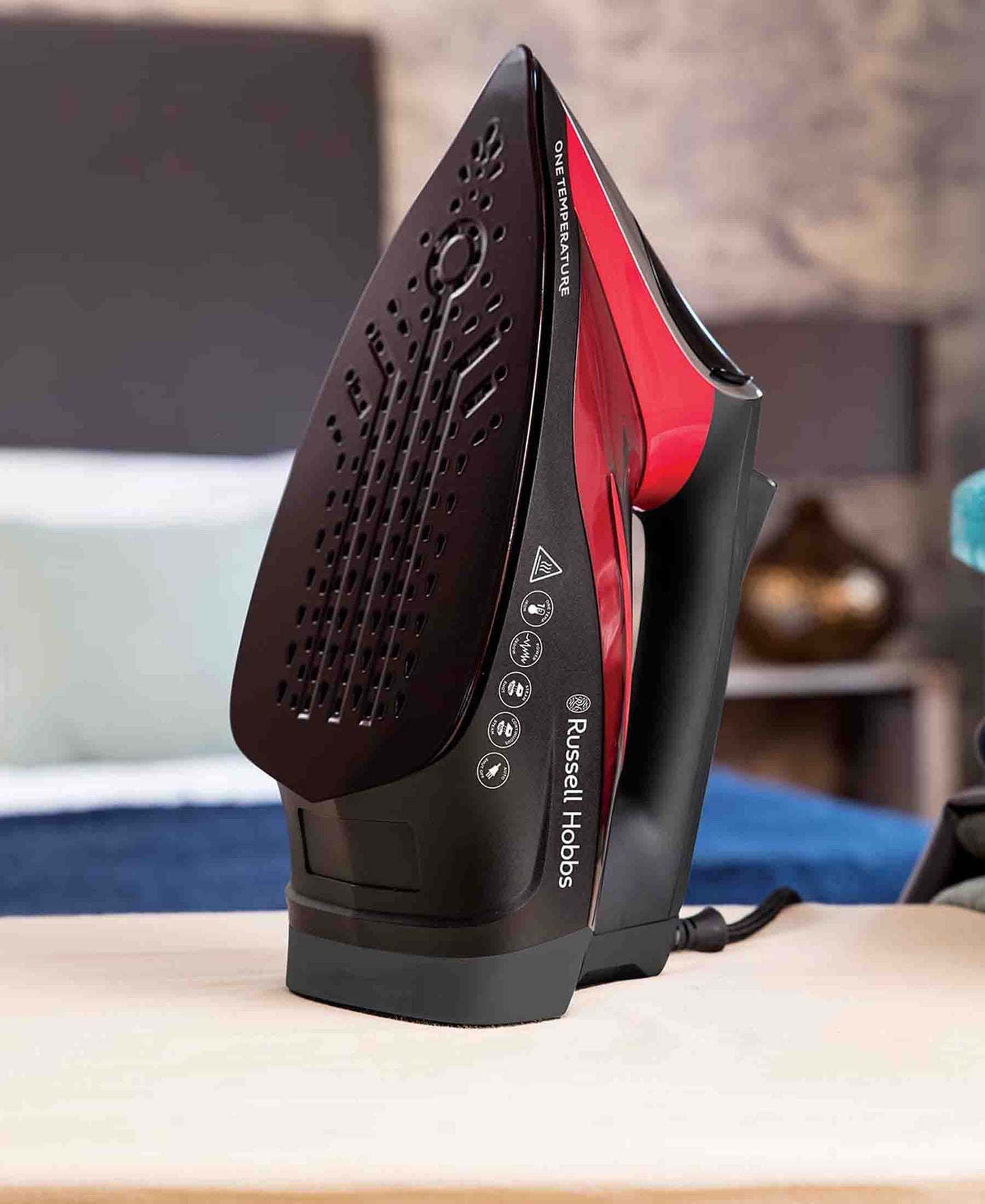 Russell Hobbs One Temp Iron - Black & Red