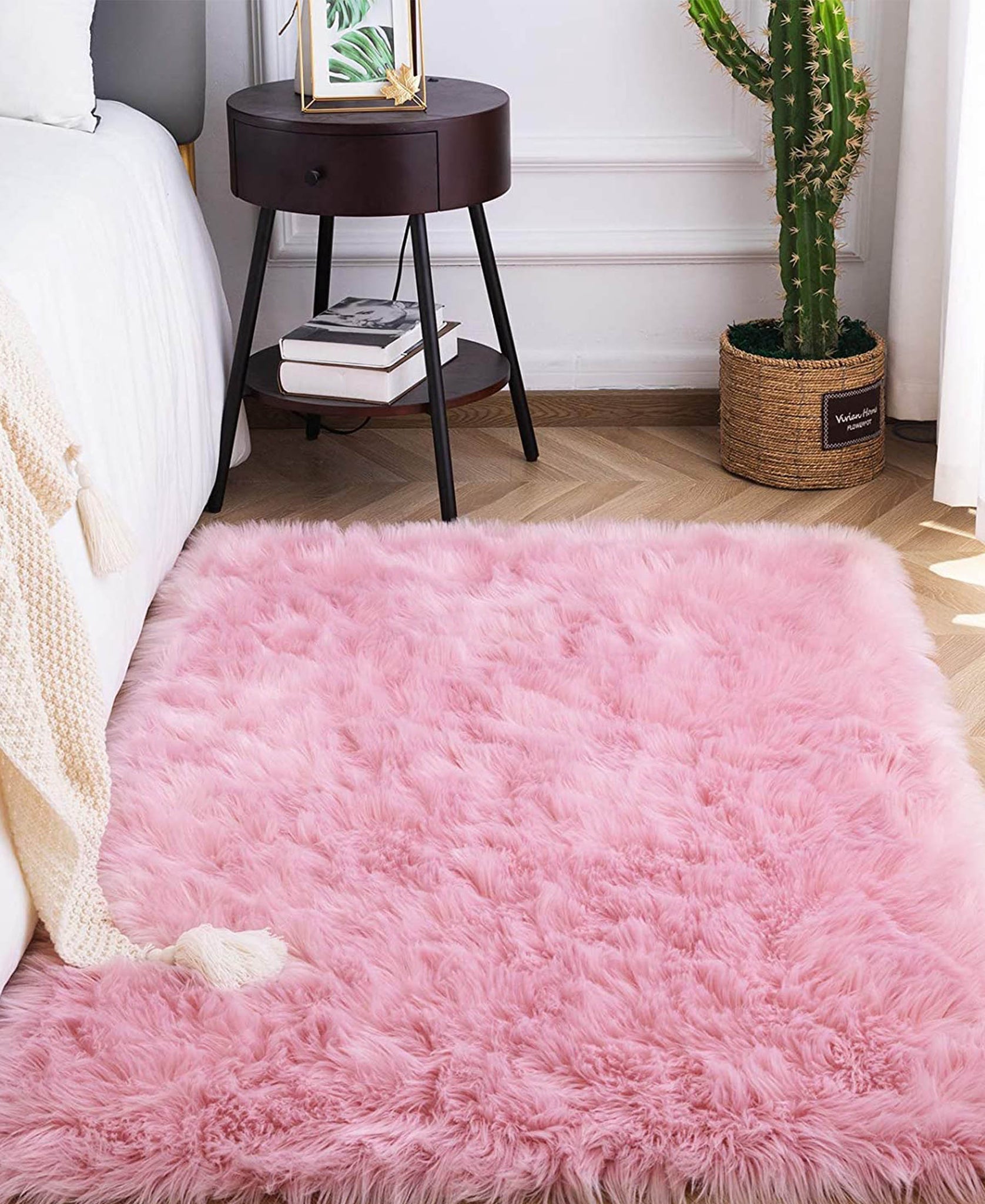 Sonna 1200mm x 1600mm Faux Fur Carpet - Pink