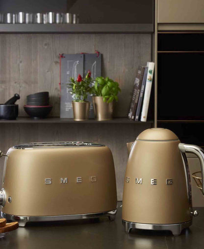 Smeg Kettle & Toaster Retro Matte Combo - Matte Champagne